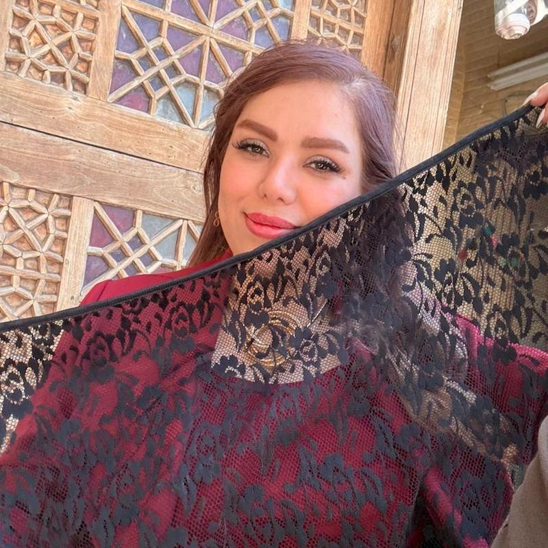 مینی اسکارف طرحدار 