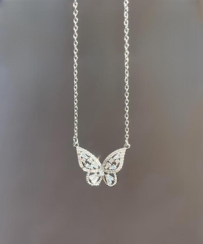 گردنبند پروانه