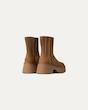 بوت UGG 
