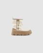 بوت UGG