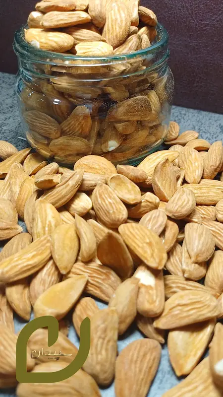 مغز بادام شاهرودی خام /.Raw Shahroudi almond kernels