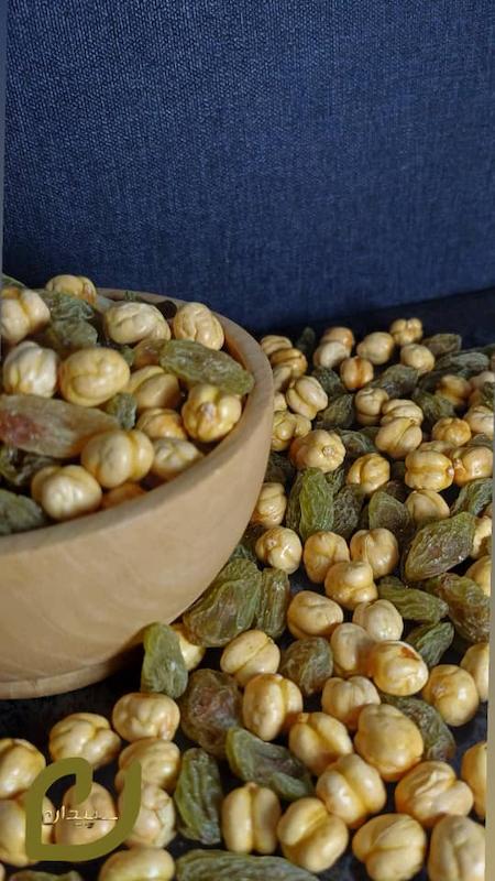 نخودچی کشمش سبز/"Authentic Chickpeas with Raisins