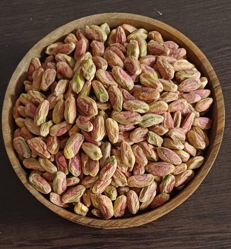 مغز پسته اکبری برشته سپیدان ،Roasted Akbari Pistachio Nuts
