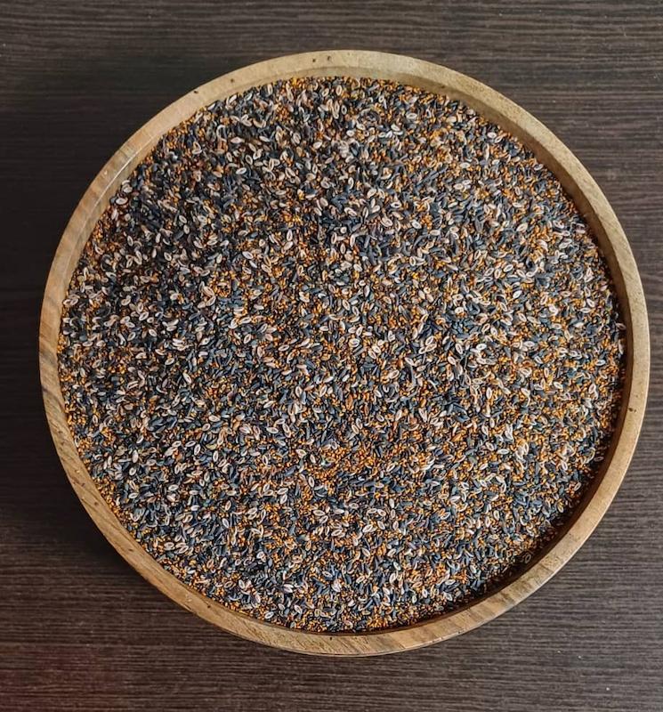 چهارتخمی (the four seeds)