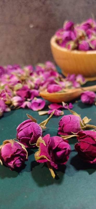 غنچه گل محمدی لاله زار /Lalehzar Damask Rose Buds