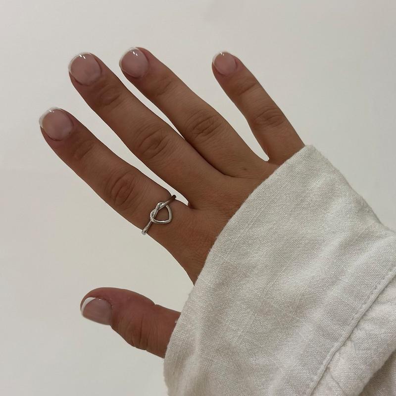 انگشتر قلب گره