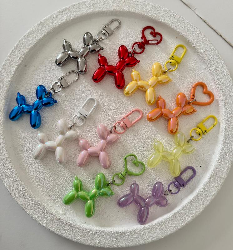 جاسوئیچی سگ بادکنکی