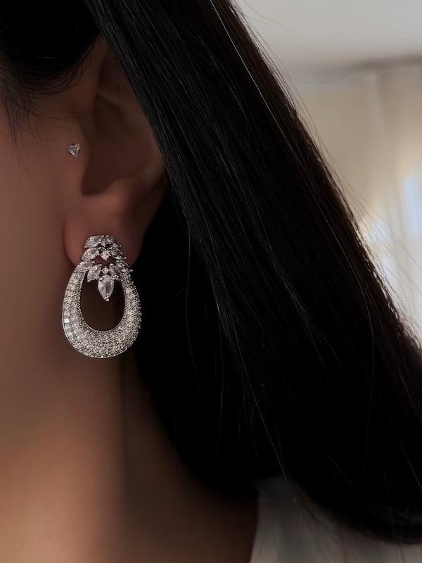 گوشواره جواهری اشکی گلدار