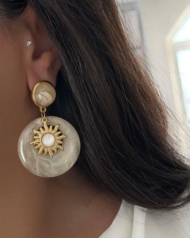 گوشواره گرد خورشید 