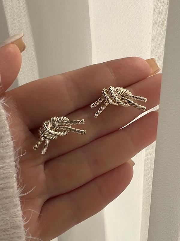 گوشواره گره