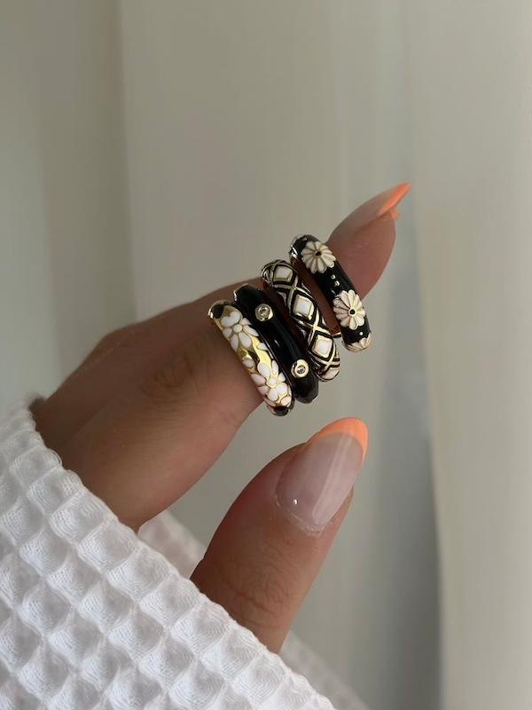 انگشتر میناکاری مشکی