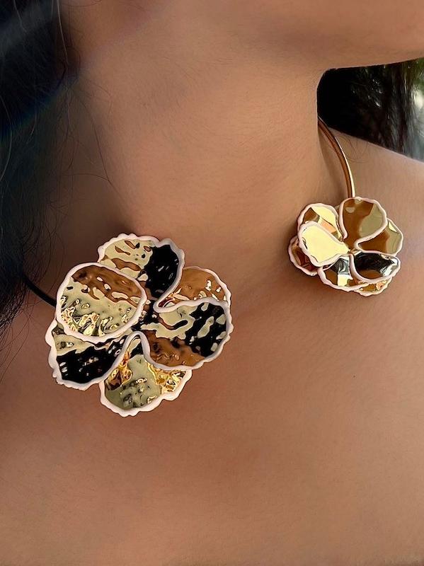 نيمست گل فشن