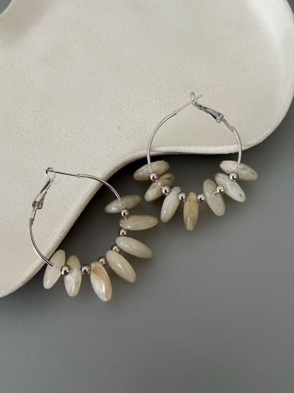 گوشواره حلقه ای صدفی