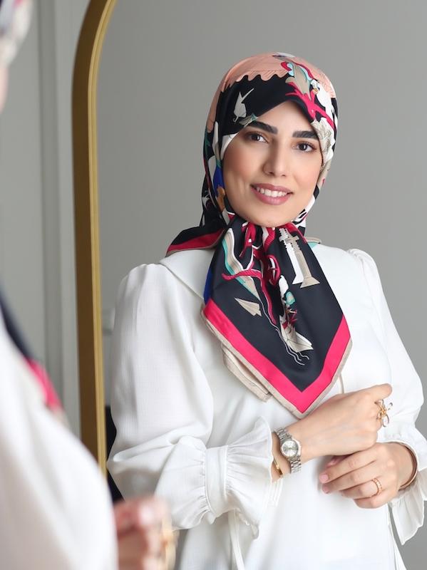 روسری ابریشم توییل هرمس
