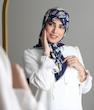 روسری ابریشم توییل اچ اچ