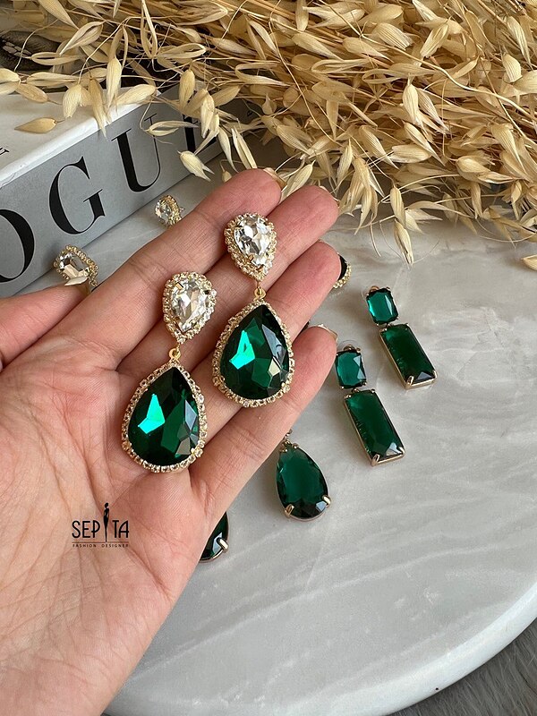گوشواره سبز 