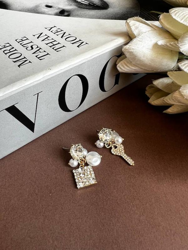 گوشواره مرواریدی 