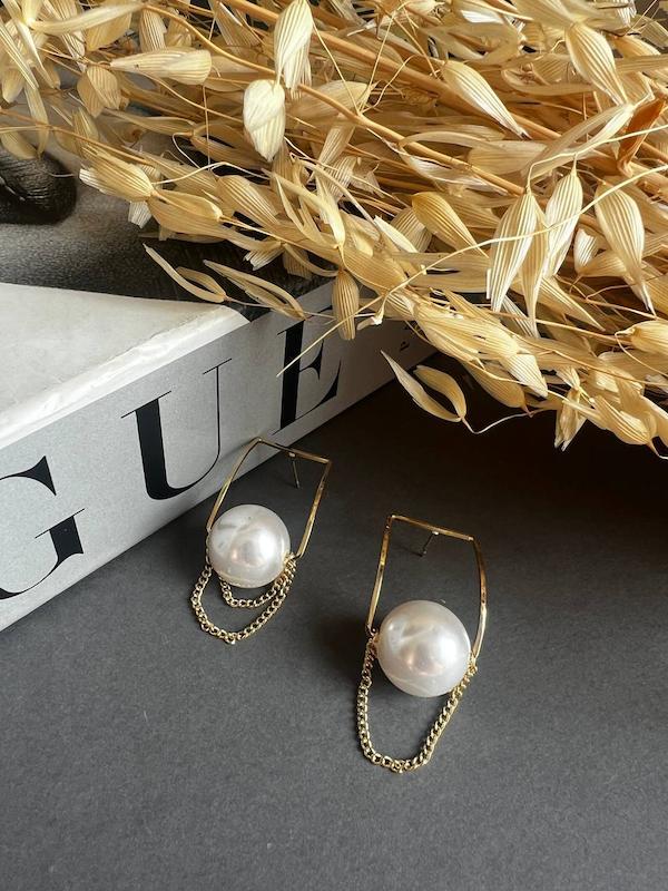 گوشواره مرواریدی 