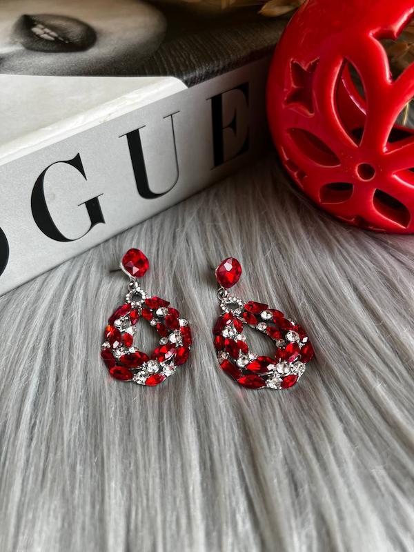 گوشواره قرمز جواهری 