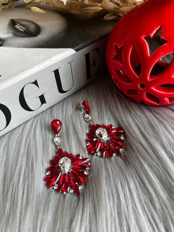 گوشواره قرمز جواهری