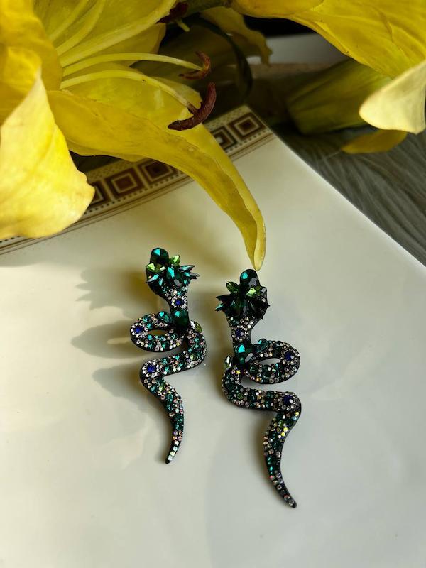 گوشواره سبز جواهری 