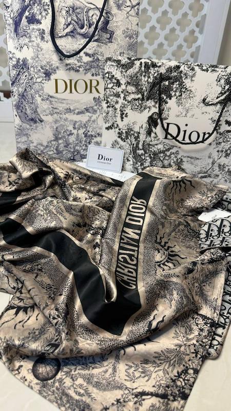 Dior Orginal shawl