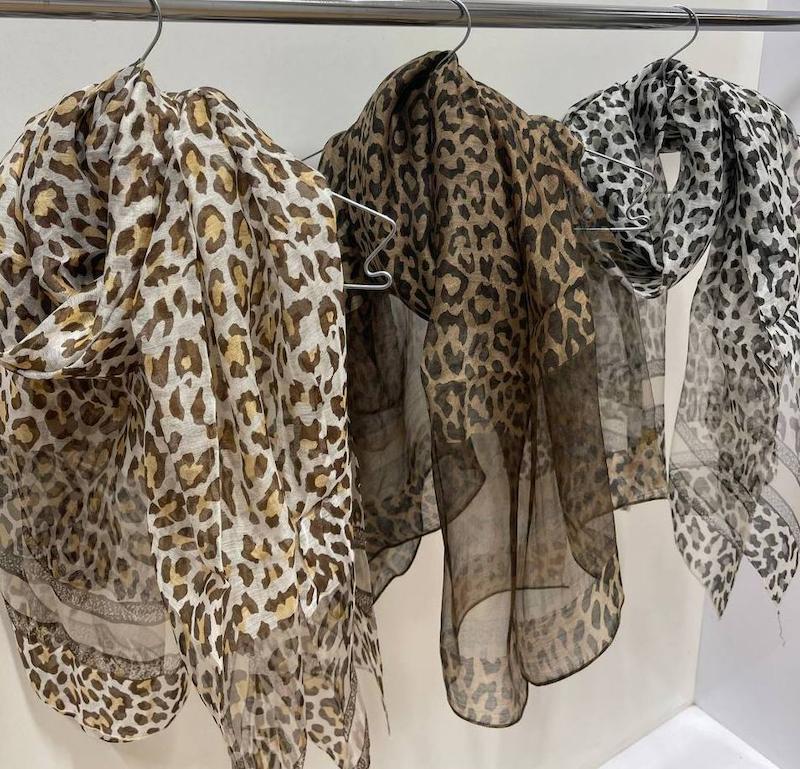 Dior tiger shawl
