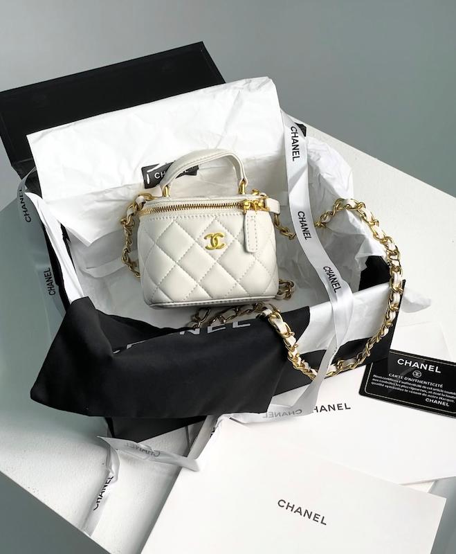 Mini chanel bag