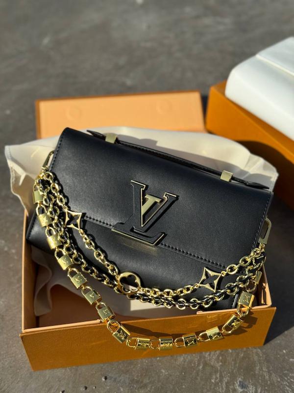 Louis Vuitton bag