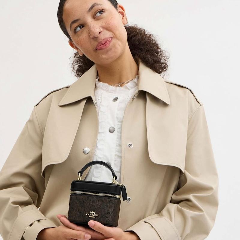 Coach Essential Vanity 