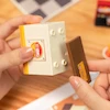 پازل ۳ بعدی رولایف مدل یام یام برگر-Rolife Yum Yum Burgers DIY Miniature House DW010