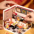 پازل ۳ بعدی رولایف مدل یام یام برگر-Rolife Yum Yum Burgers DIY Miniature House DW010