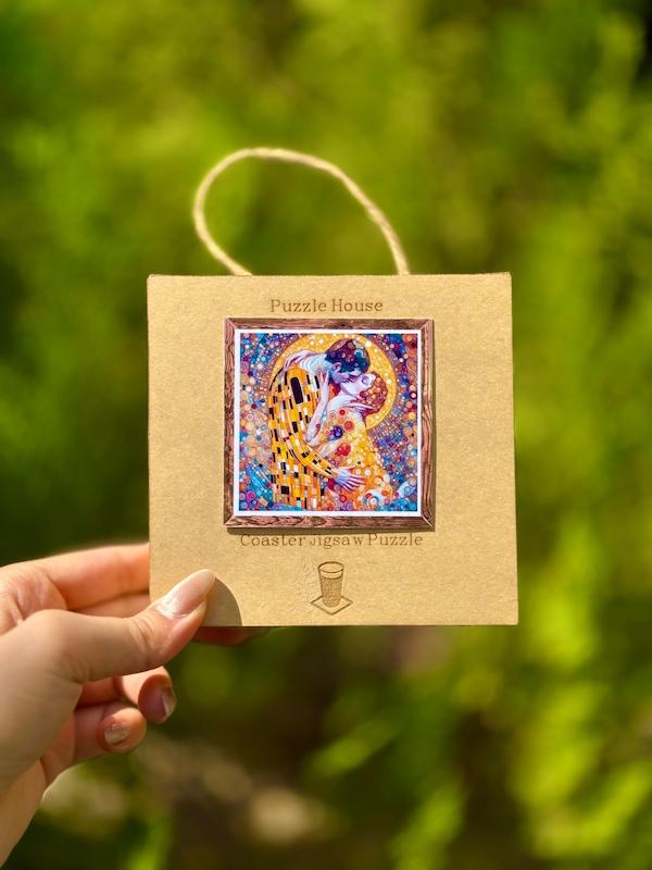 زیر لیوانی پازلی طرح بوسه اثر گوستاو کلیمت