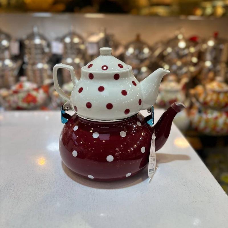 کتری قوری خالدار پر طرفدار برند میس رنگ زرشکی