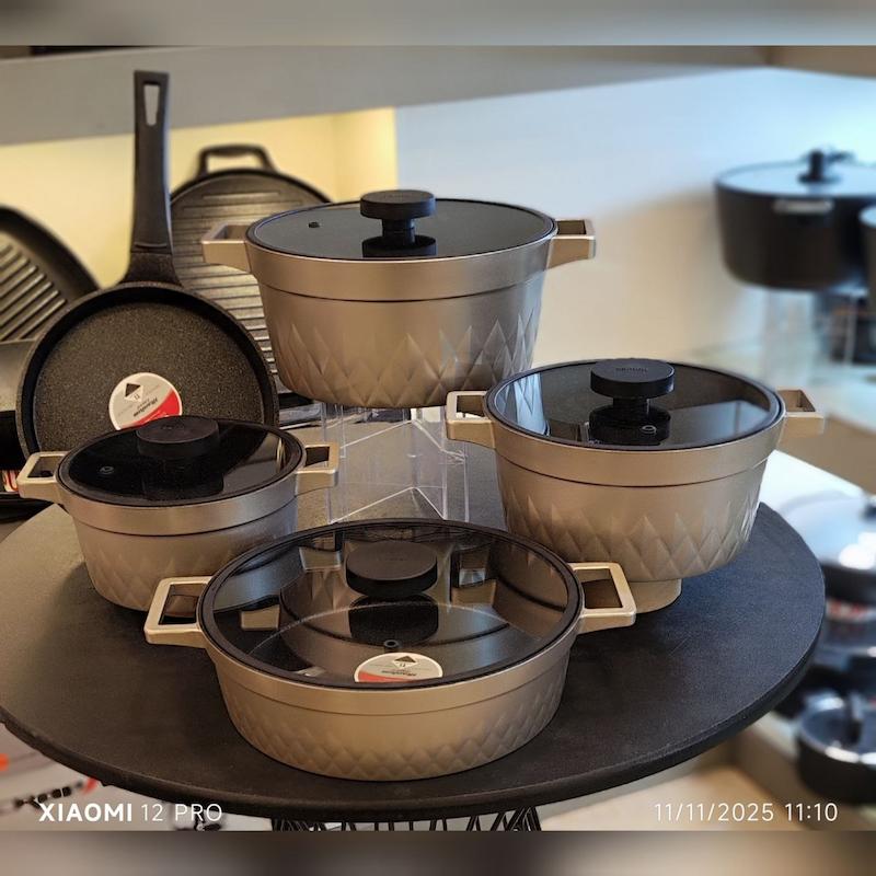 سرویس قابلمه 9 پارچه گرانیت و تیتانیوم بنتاتی ایتالیا  