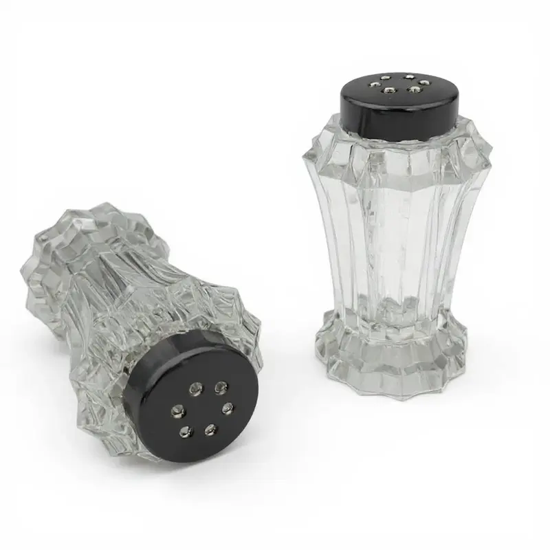 نمک پاش پایه دار کد محصول 1404010