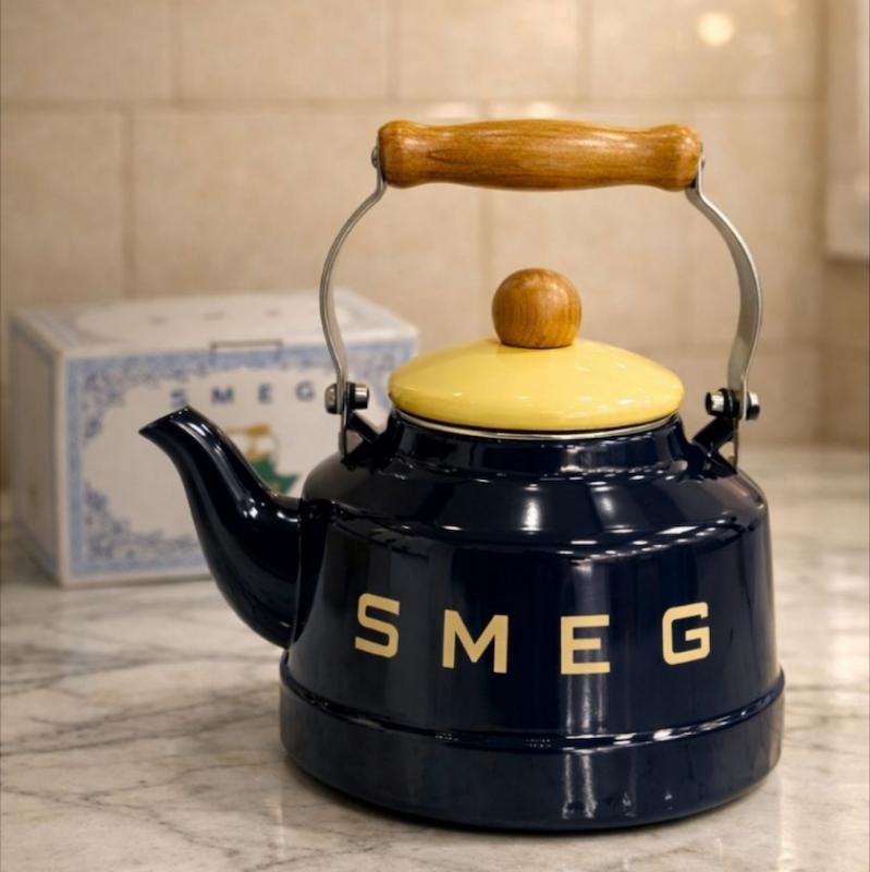 کتری تک لعابی اسمگ SMEG رنگ سرمه ای 