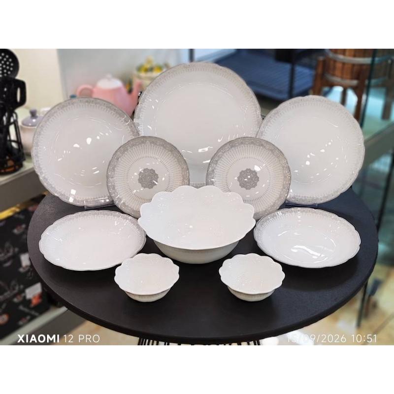 سرویس آرکوپال 26 پارچه کنگره ای نقره ای