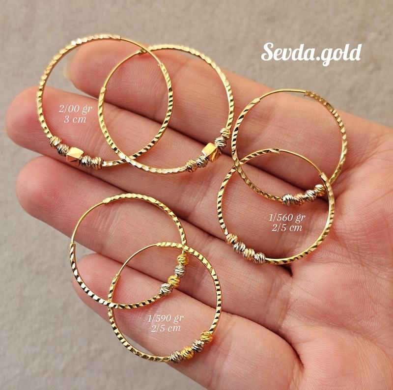گوشواره حلقه ای گوی دار