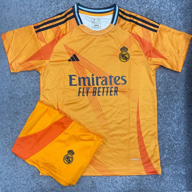 دوم رئال 2024 هواداری