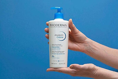 کرم مرطوب کننده پمپی مدل Atoderm با حجم 500 میل بایودرما Bioderma