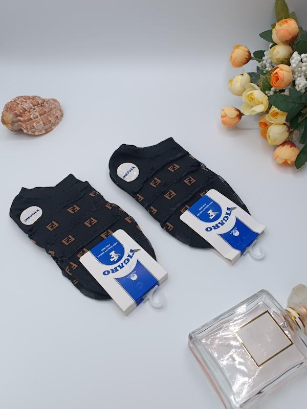 جوراب شیشه ای فیگارو طرح فندی / کد 817