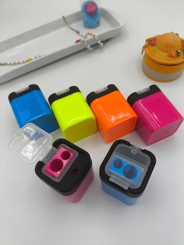 تراش دو تیغه مخزن دار