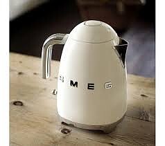 کتری برقی اسمگ مدل SMEG KLF03CRUK ا Smeg KLF03CRUK 50's Style Kettle