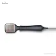 نمای بالا از سری برس تخت (Paddle Brush) متصل به بدنه سشوار برس‌دار فیلیپس مدل BHA530.
