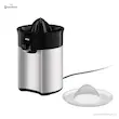 زاویه سه رخ از آب مرکبات گیر براون مدل CJ5050 به همراه درپوش محافظ جدا شده در کنار دستگاه.