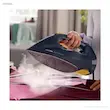 استفاده از قابلیت بخاردهی عمودی اتو بخار فیلیپس مدل DST7060 برای رفع چروک سریع.