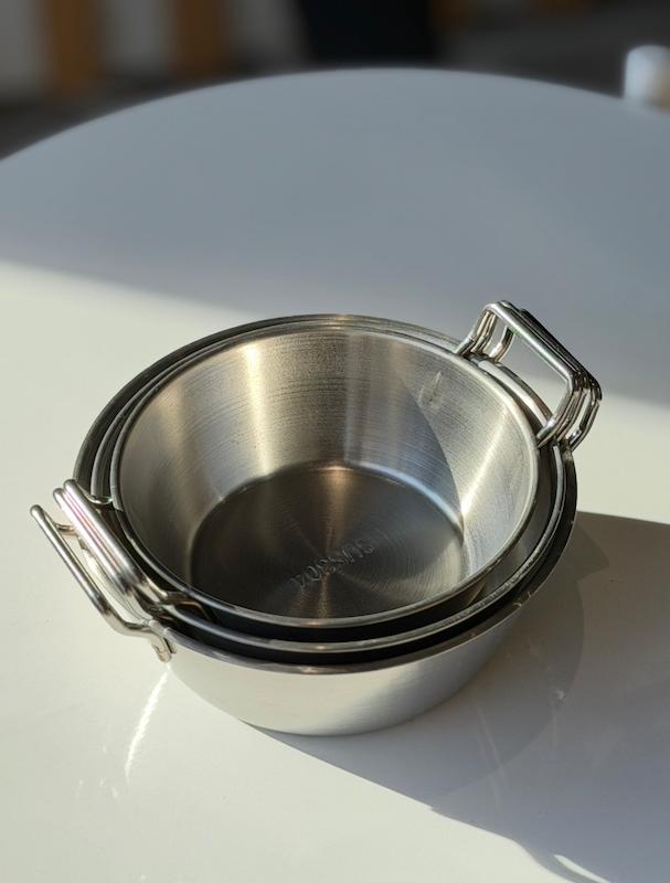 ظرف سرو استیل دسته دار