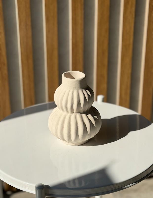 گلدان سراميكى مینیمال - ۹۰۴۵