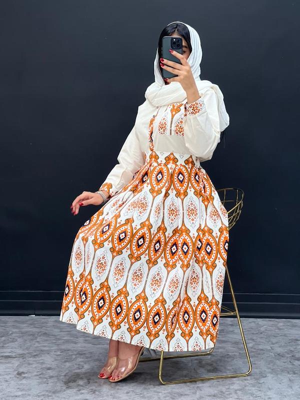 ست شومیز‌ دامن طرحدار کد ۲۱۲